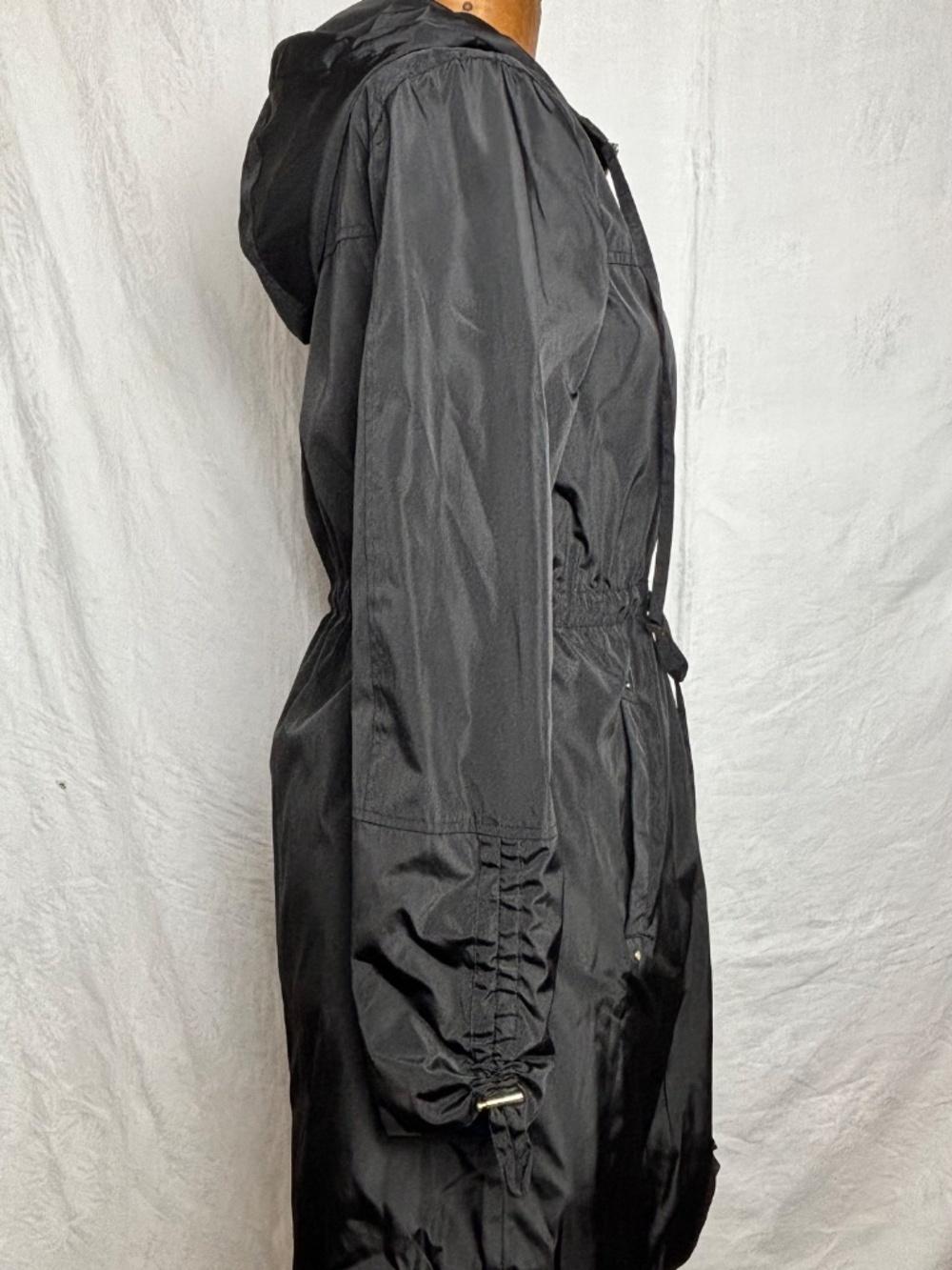 NWT Via Spiga Zip Front Anorak w/ Adj. Sleeve Detail/Attached Hood Black Sz. S - Picture 2 of 12